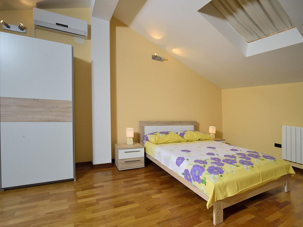 Apartment Vita Πόρετς Δωμάτιο φωτογραφία